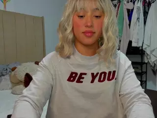 holly-brooke's Live Sex Cam Show