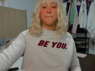 holly-brooke's Live Sex Cam Show