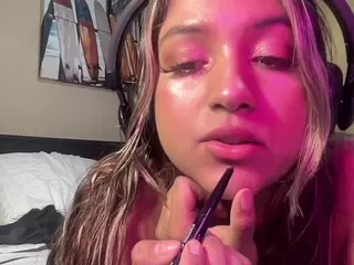 sexybigtitsss's Live Sex Cam Show