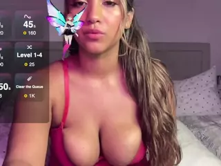 Sexy Big Titsss's Live Sex Cam Show