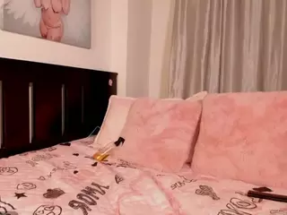 Moradaniels's Live Sex Cam Show