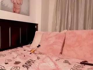 Moradaniels's Live Sex Cam Show