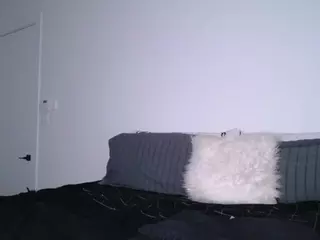 z y l a h's Live Sex Cam Show