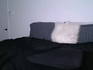 z y l a h's Live Sex Cam Show