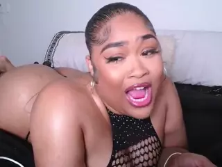 z y l a h's Live Sex Cam Show