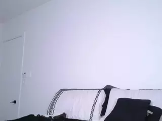 z y l a h's Live Sex Cam Show