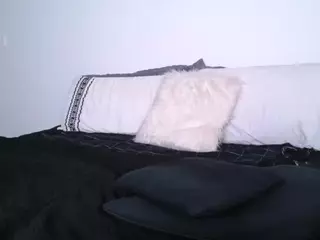 z y l a h's Live Sex Cam Show