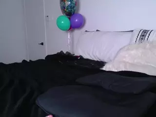 z y l a h's Live Sex Cam Show