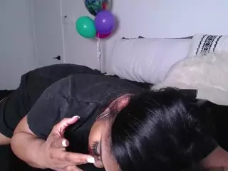 z y l a h's Live Sex Cam Show