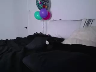 z y l a h's Live Sex Cam Show