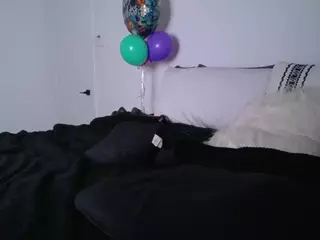 z y l a h's Live Sex Cam Show