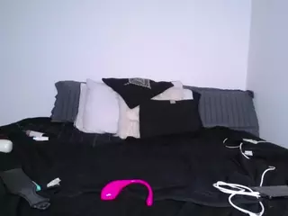 Lovely Zylah's Live Sex Cam Show