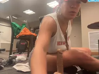 Big Butt Brooklyn's Live Sex Cam Show