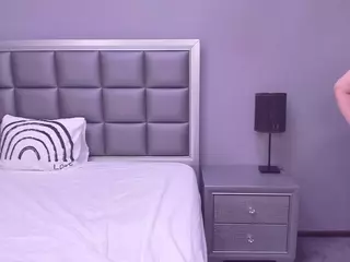 hellensweet's Live Sex Cam Show