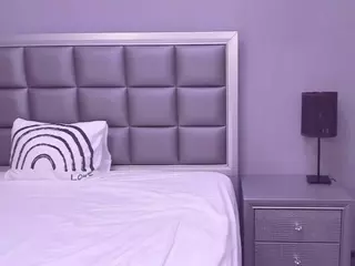 hellensweet's Live Sex Cam Show