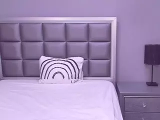 hellensweet's Live Sex Cam Show