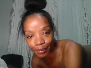 TasteThePeach's Live Sex Cam Show