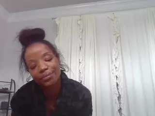 TasteThePeach's Live Sex Cam Show
