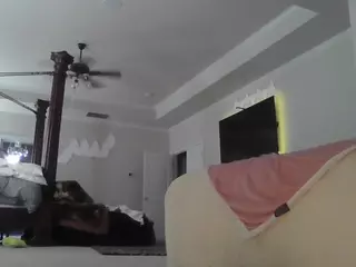 TasteThePeach's Live Sex Cam Show