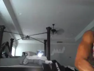 TasteThePeach's Live Sex Cam Show