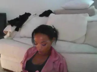 TasteThePeach's Live Sex Cam Show