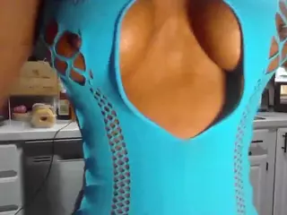 TasteThePeach's Live Sex Cam Show