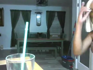 TasteThePeach's Live Sex Cam Show