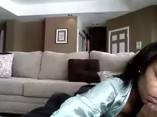 TasteThePeach's Live Sex Cam Show