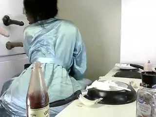 TasteThePeach's Live Sex Cam Show