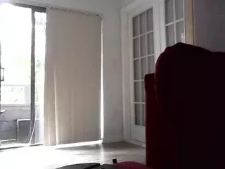 TasteThePeach's Live Sex Cam Show