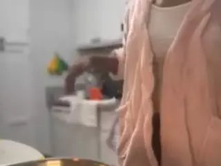 TasteThePeach's Live Sex Cam Show