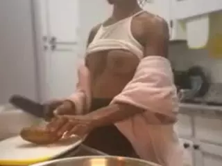 TasteThePeach's Live Sex Cam Show