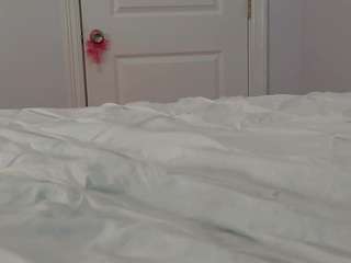TasteThePeach's Live Sex Cam Show