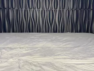 Lola Bunniii's Live Sex Cam Show