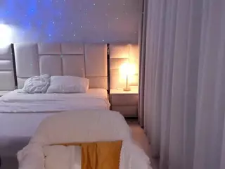 GoddessKateline's Live Sex Cam Show