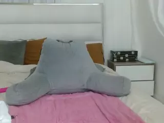 Jessica Simpsin's Live Sex Cam Show