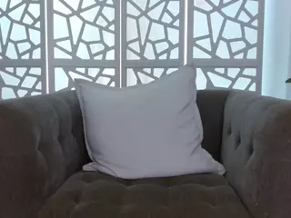 Jessica Simpsin's Live Sex Cam Show