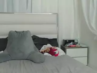 Jessica Simpsin's Live Sex Cam Show