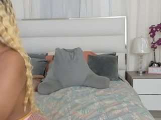 Live cam show with Jessica Simpsin