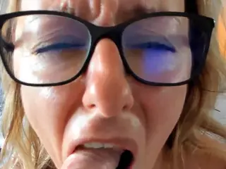 alysonnn's Live Sex Cam Show