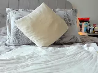 alysonnn's Live Sex Cam Show