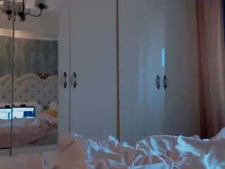 Kim YourdreamGirl's Live Sex Cam Show