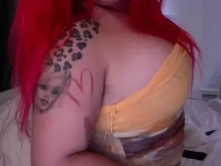 Curvy Barbi's Live Sex Cam Show