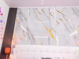 Emily Leah's Live Sex Cam Show