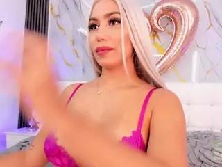 Emily Leah's Live Sex Cam Show
