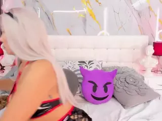 Emily Leah's Live Sex Cam Show