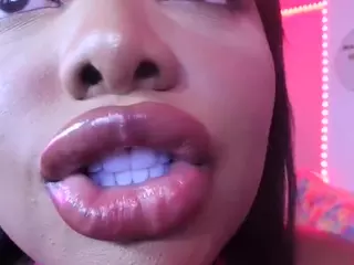 BIANCA BABY's Live Sex Cam Show