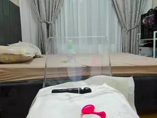 WoWCreamy's Live Sex Cam Show
