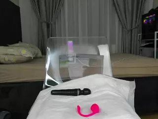 WoWCreamy's Live Sex Cam Show