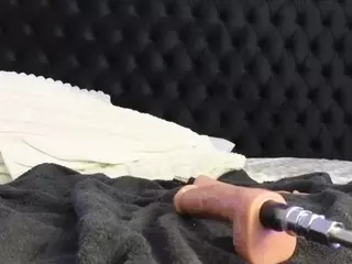 HornyLindzay's Live Sex Cam Show